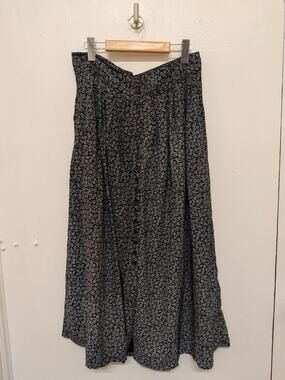 Smart Set Floral Print Button-Front Midi Skirt Black And White Size 13
